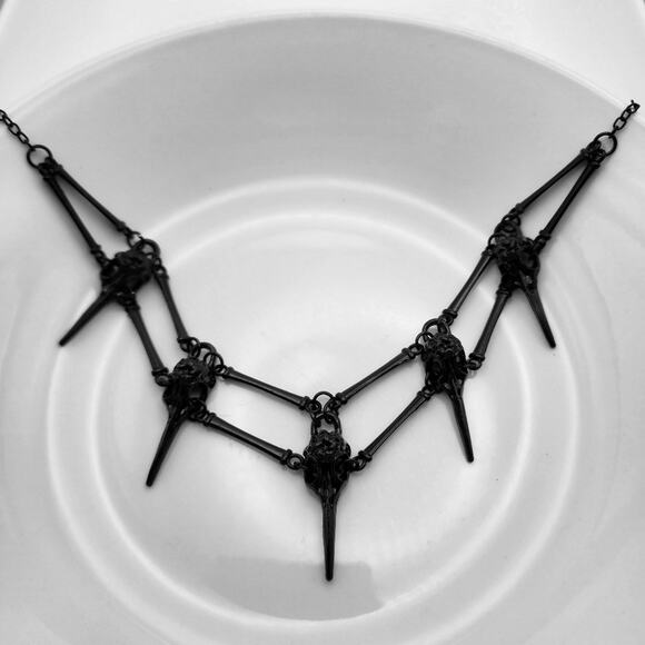 Black Raven Bird Skull Spike Necklace - Picture 5 of 6